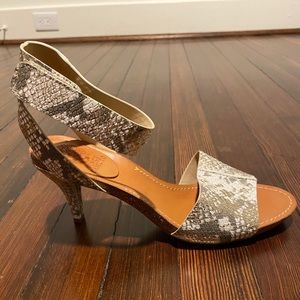 Vince Camuto Taupe Shine Heeled Sandals (W 9.5M)